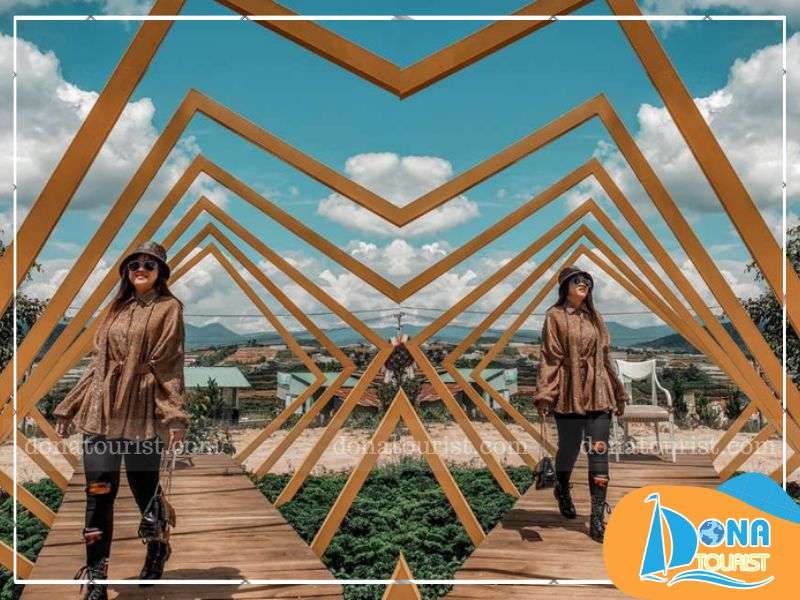 thoi-diem-check-in-bac-thang-len-hoi-ong-troi-da-lat.jpg (86 KB)