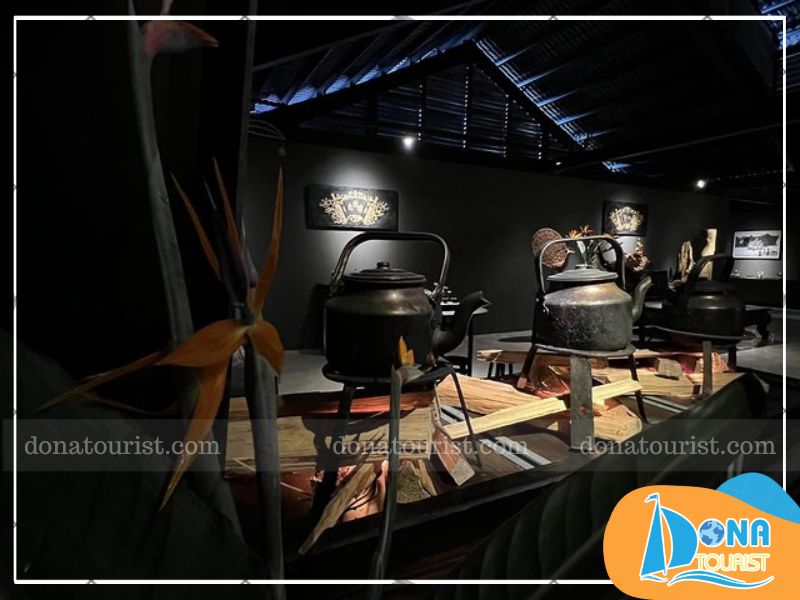 gia-ve-bao-tang-tra-long-dinh.jpg (76 KB)