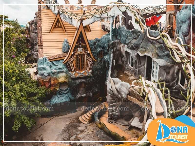 Những góc check in độc lạ trong biệt thự goc-check-in-biet-thu-hang-nga.jpg (86 KB)