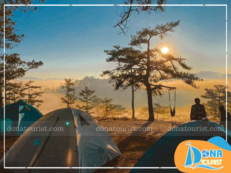 doi-da-phu-cam-trai-da-lat.jpg (95 KB)