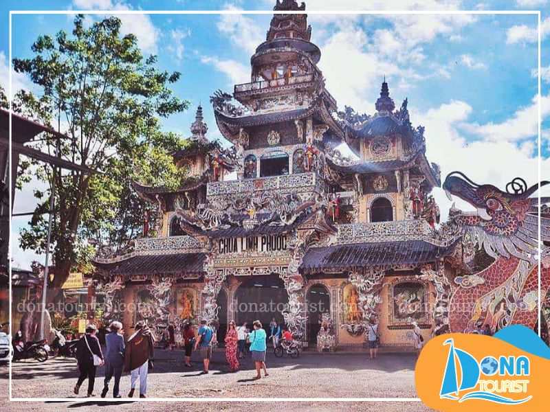 Những kỷ lục được xác lập tại chùa Linh Phước Ve Chai 11-cai-nhat-tai-chua-ve-chai-linh-phuoc.jpg (96 KB)