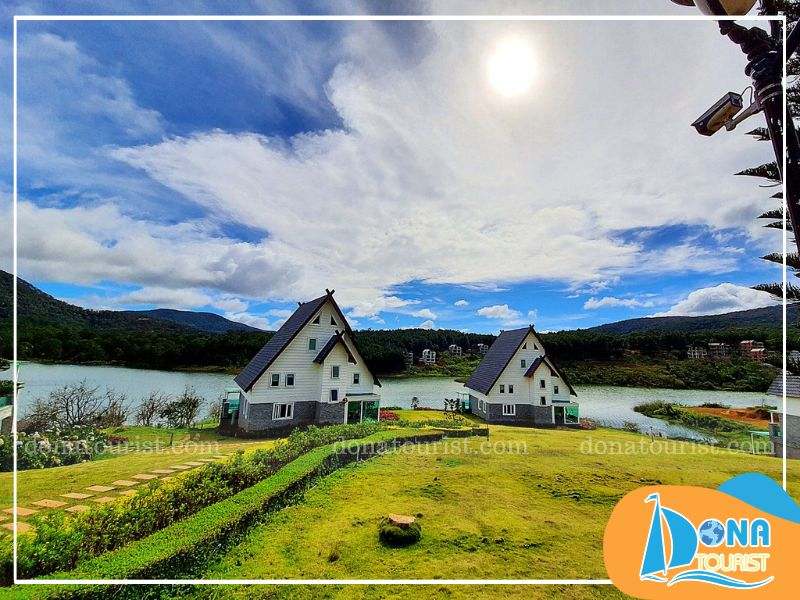 Giá phòng tại Dalat Wonder Resort giao động tùy thuộc vào từng hạng phòng gia-ve-dalat-wonder-resort.jpg (99 KB)