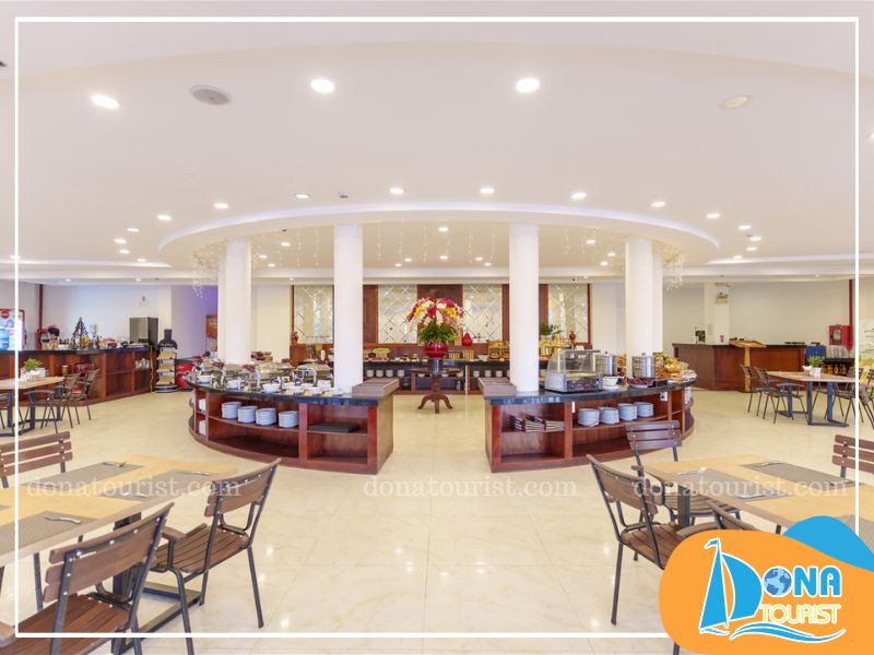 Nhà hàng La Fonte tầm nhìn tuyệt đẹp ra hồ Tuyền Lâm nha-hang-la-fonte-dalat-wonder-resort.jpg (78 KB)