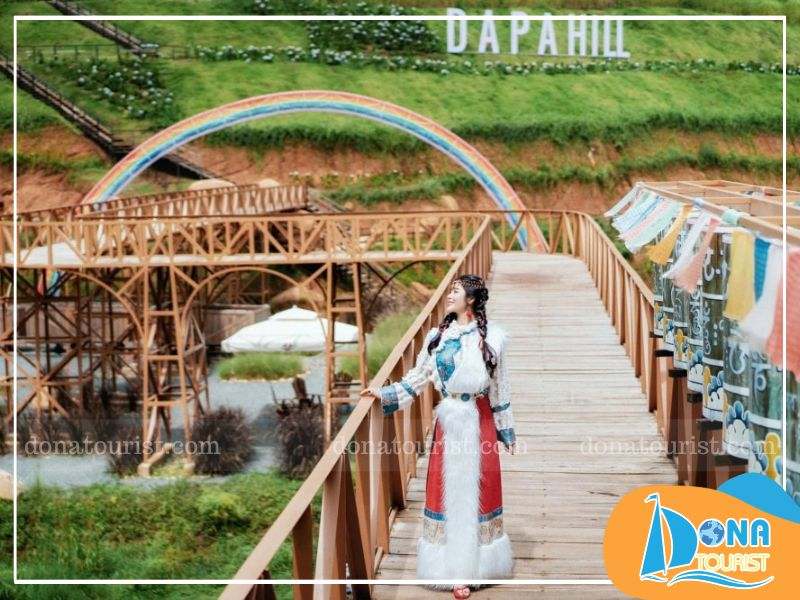Dapa Hill nằm trên con đường du lịch Tà Nung, cách trung tâm Đà Lạt khoảng 18km dapa-hill-da-lat-o-dau.jpg (95 KB)