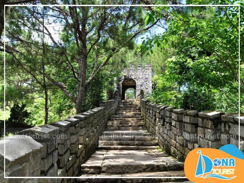 van-ly-truong-thanh-doi-mong-mo.jpg (104 KB)