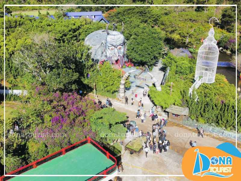 Khu du lịch Pini tọa lạc tại thôn Đạ Nghịt, Xã Lát, Lạc Dương kdl-pini-o-dau.jpg (85 KB)