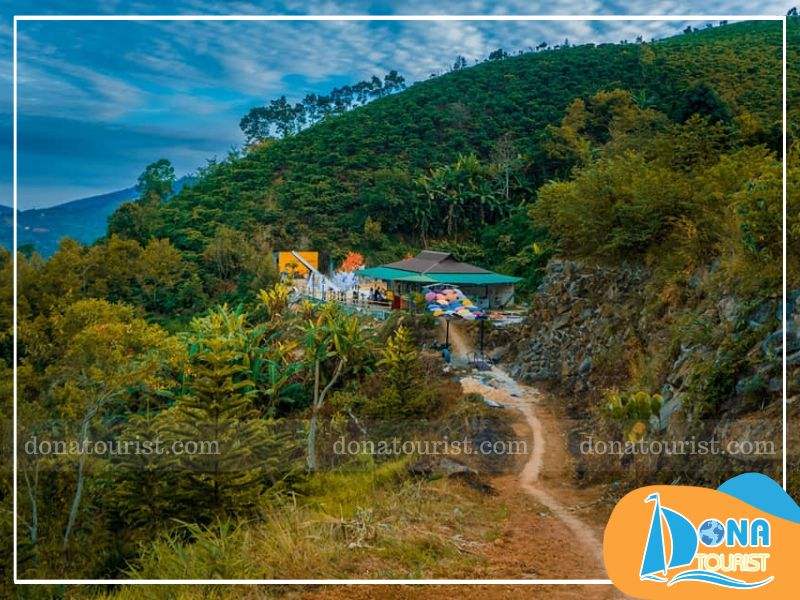 Đường đi đến Linh Quy Pháp Ấn duong-di-linh-quy-phap-an.jpg (101 KB)