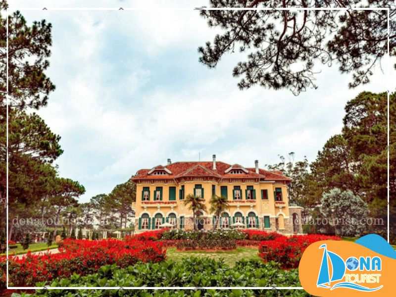 Dinh 1 – Khu nhà cổ Đà Lạt tọa lạc giữa đỉnh đồi cao ngút nha-co-da-lat-dinh-bao-dai-1.jpg (72 KB)