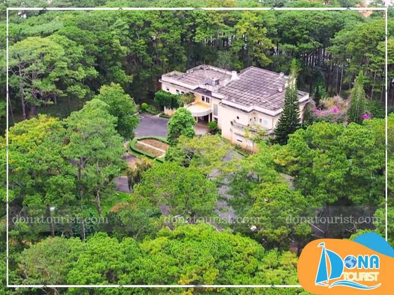 Dinh 2 - Ngôi nhà cổ ở Đà Lạt giữa không gian rừng thông bạt ngàn nha-co-da-lat-dinh-bao-dai-2.jpg (87 KB)