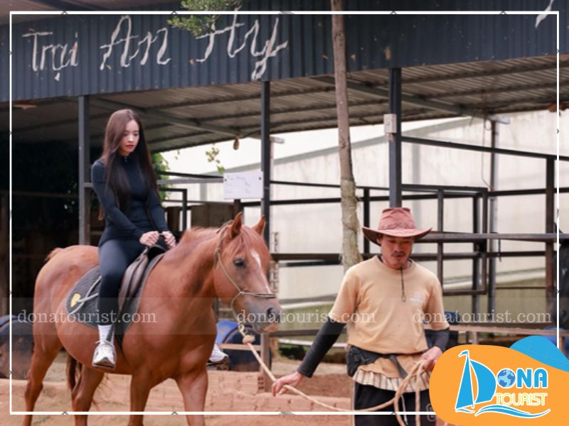 nong-trai-an-hy.jpg (84 KB)