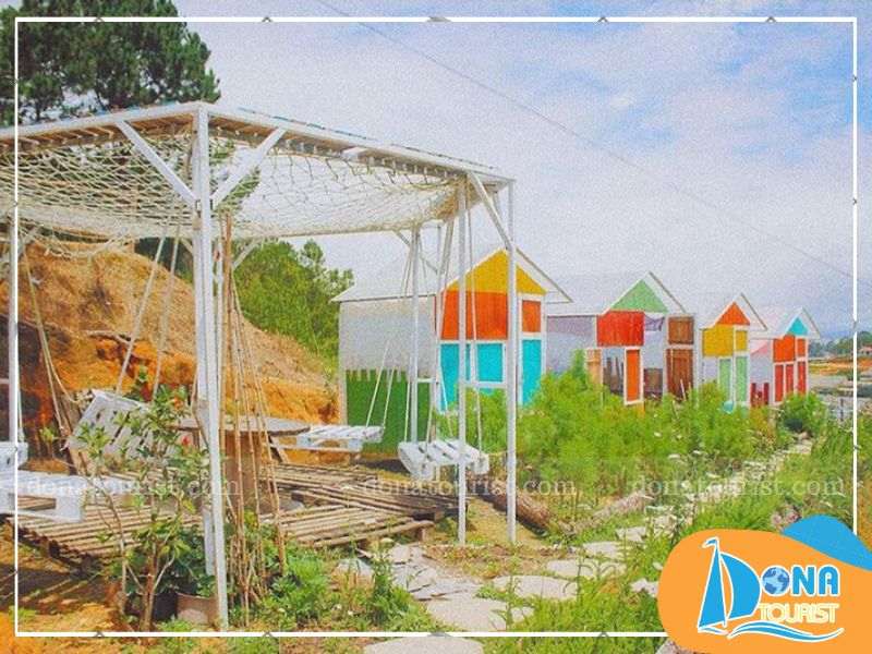 sunny-farm.jpg (79 KB)