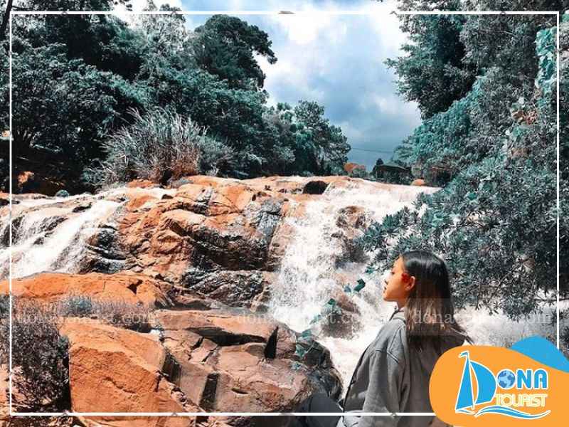 check-in-thac-cam-ly-1.jpg (87 KB)