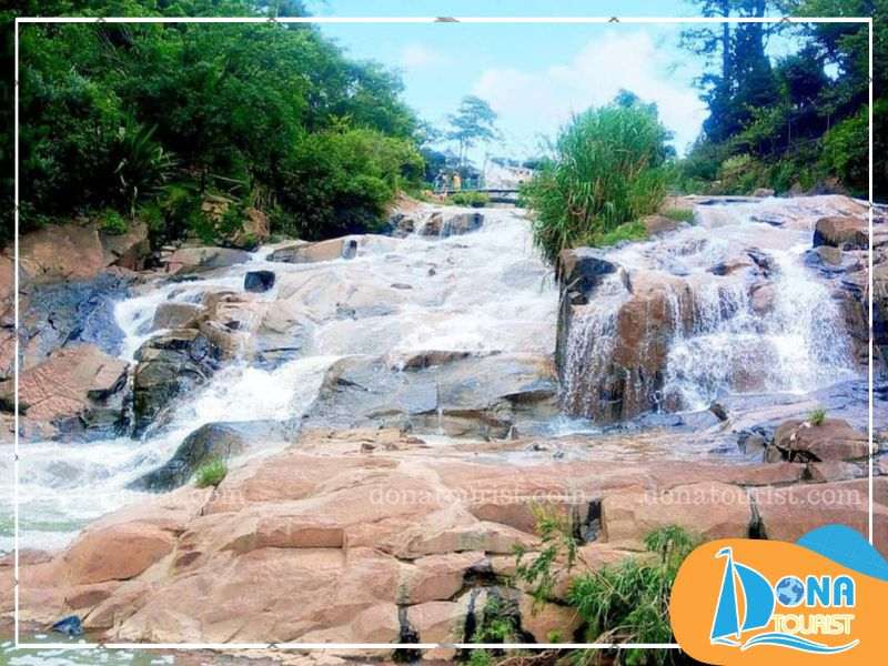 khung-canh-thac-cam-ly.jpg (84 KB)