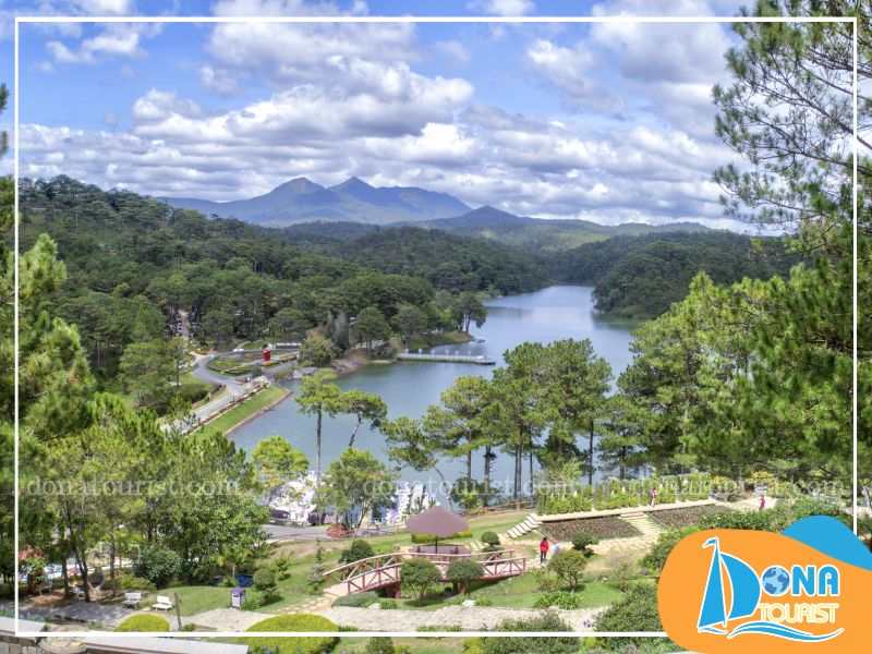 Thung Lũng Tình Yêu tọa lạc tại số 3 - 5 - 7 đường Mai Anh Đào, mở cửa đón khách từ 7h30 sáng đến 17h00 chiều mỗi ngày dia-chi-thung-lung-tinh-yeu.jpg (76 KB)