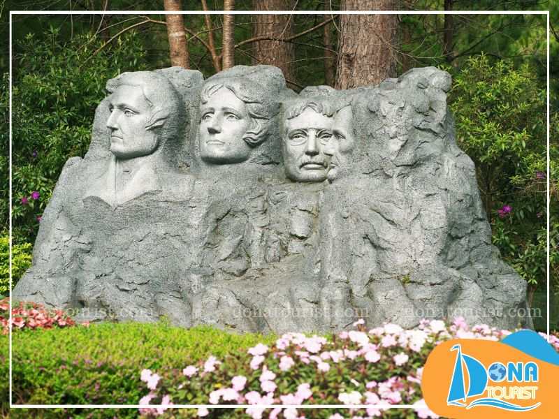 Khám phá khu mô hình 30 kỳ quan thế giới mo-hinh-30-ky-quan-the-gioi-thung-lung-tinh-yeu.jpg (91 KB)
