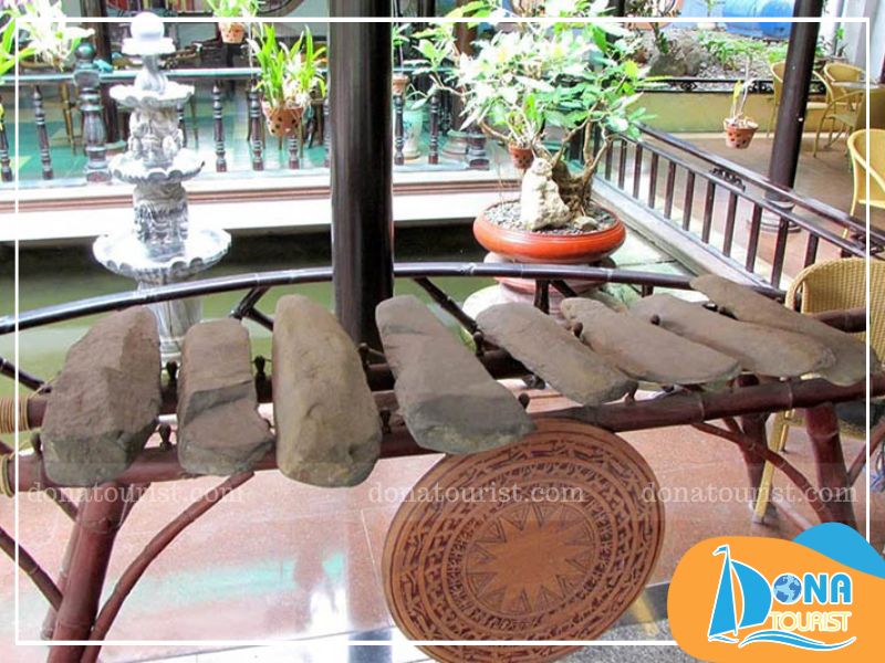 Khám phá những nét đặc sắc về văn hóa và kiến trúc của người Chăm tại phòng trưng bày số 1 phong-trung-bay-so-1-bao-tang-khanh-hoa.jpg (116 KB)