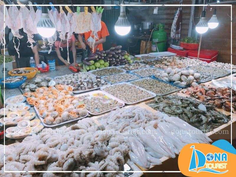 hai-san-cho-xom-moi-nha-trang.jpg (100 KB)