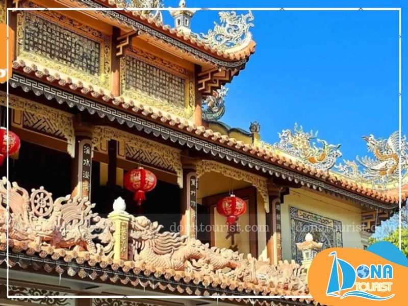 kien-truc-chua-hai-duc-nha-trang.jpg (78 KB)