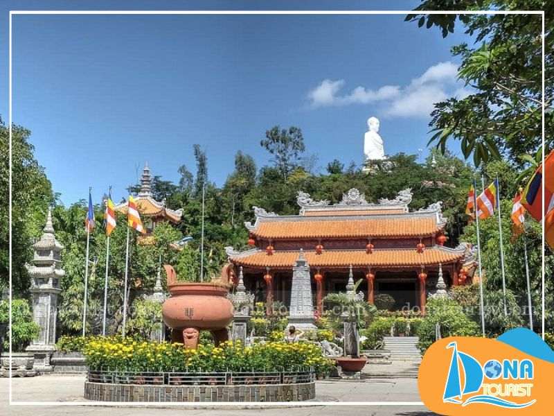 Địa chỉ chùa Long Sơn tọa lạc tại số 22, đường 23 Tháng 10, phường Phương Sơn, Nha Trang chua-long-son-o-dau.jpg (86 KB)