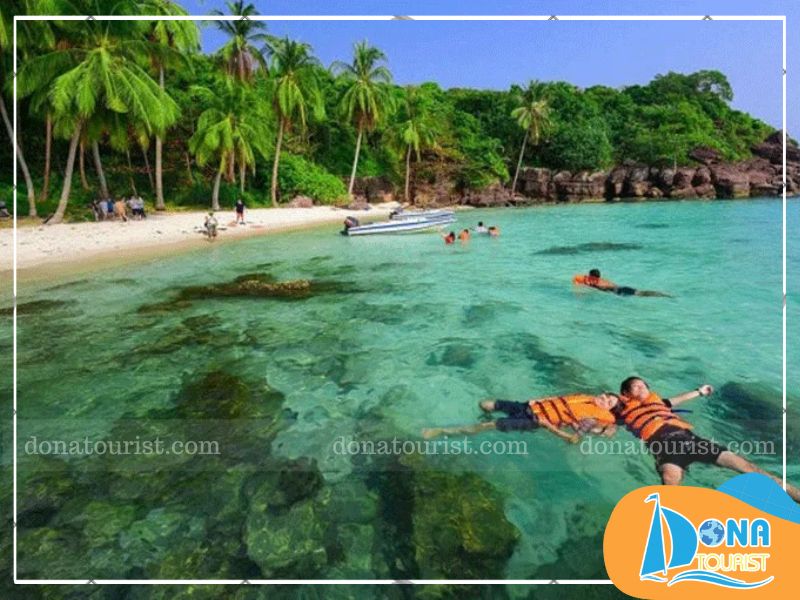 tam-bien-tai-dao-dua-nha-trang.jpg (101 KB)