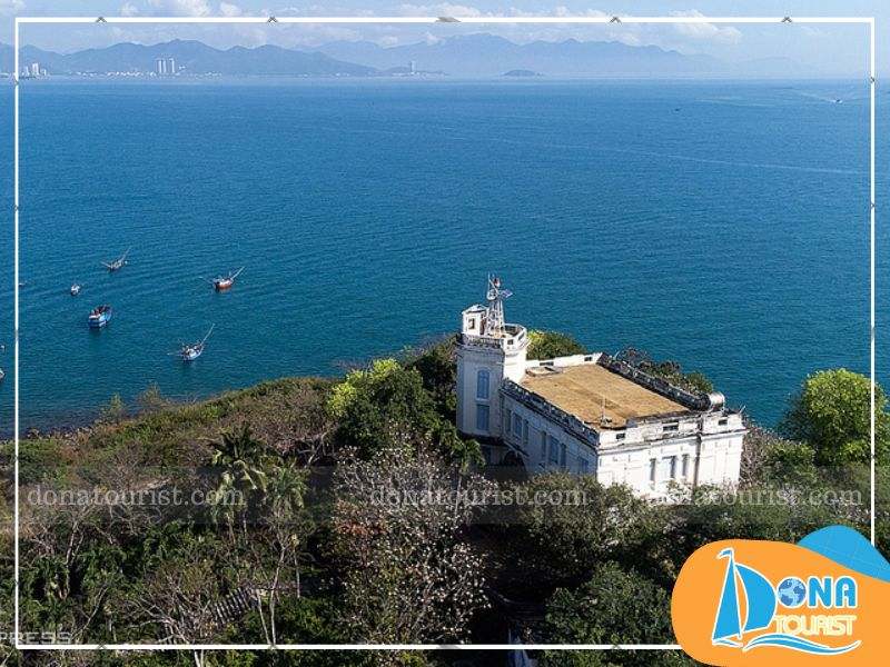canh-sac-bien-gan-dinh-bao-dai-nha-trang.jpg (98 KB)