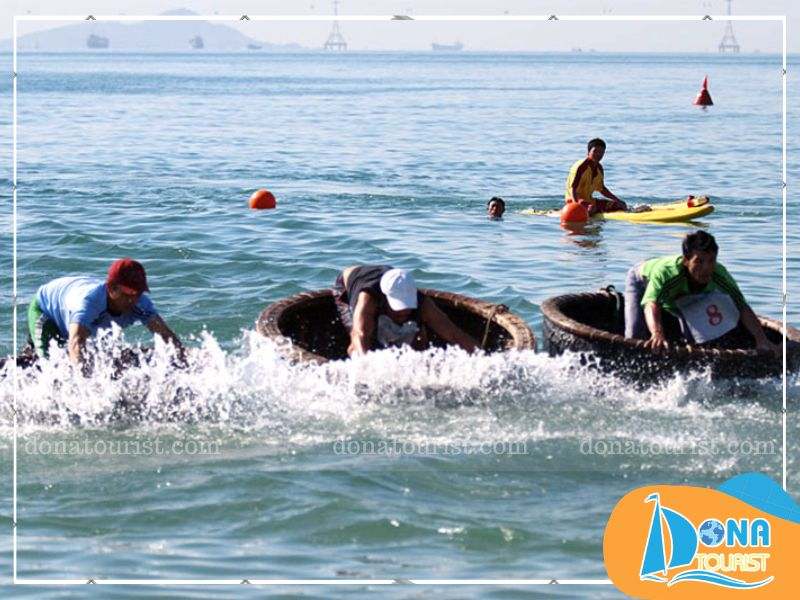 tro-choi-dan-gian-festival-bien-nha-trang.jpg (82 KB)