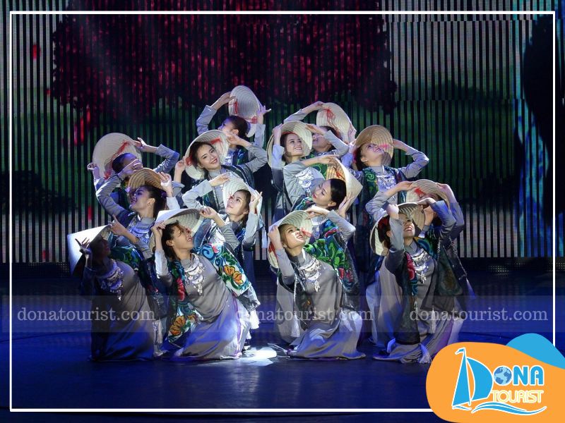 luu-y-khi-den-galina-show-nha-trang.jpg (118 KB)