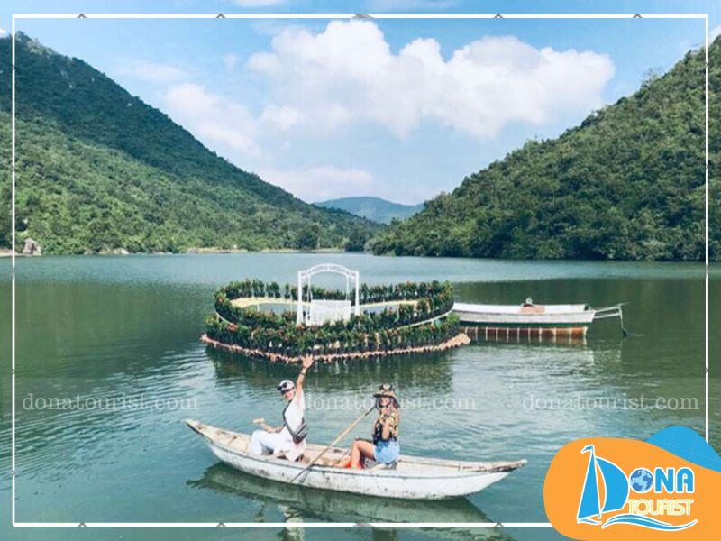 khong-gian-ho-kenh-ha-nha-trang.jpg (95 KB)