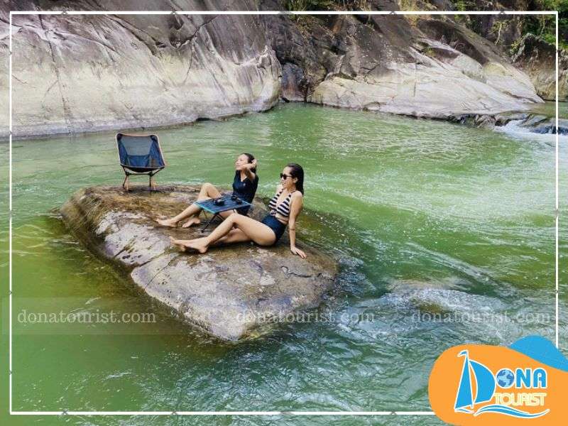 check-in-suoi-da-giang.jpg (90 KB)