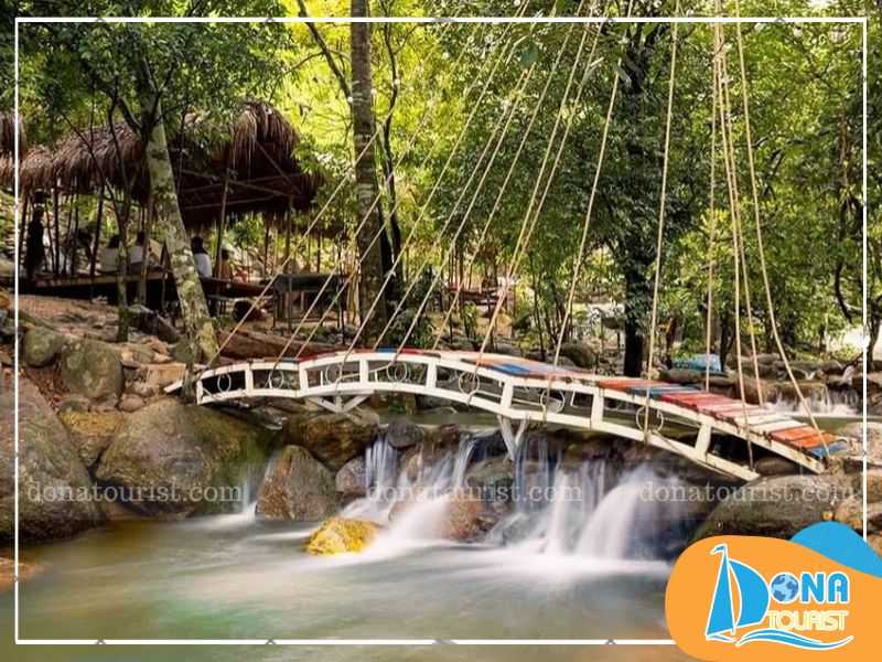 nha-choi-suoi-lach-vinh-khanh.jpg (88 KB)