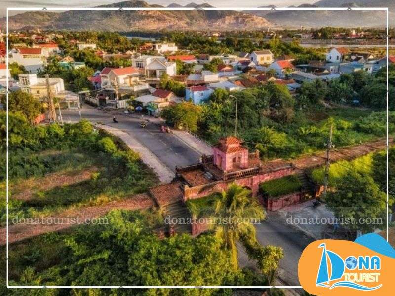 lich-su-thanh-co-dien-khanh.jpg (95 KB)