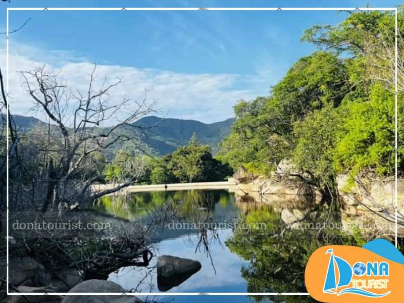 Thời điểm lý tưởng nhất khám phá thiên nhiên và trekking tại suối Lồ Ồ từ giữa tháng 4 đến cuối tháng 7 thoi-diem-du-lich-suoi-lo-o.jpg (67 KB)