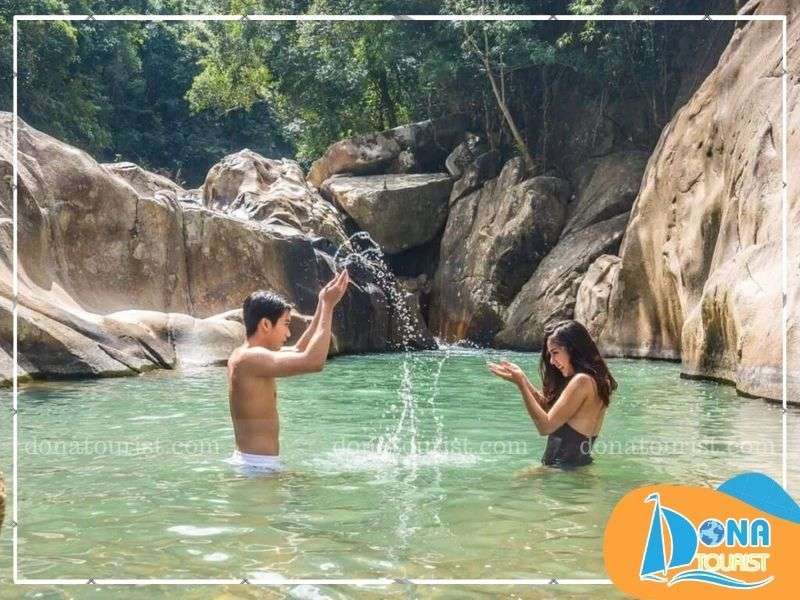 lan-nuoc-mat-thac-tien-suoi-ba-ho.jpg (90 KB)