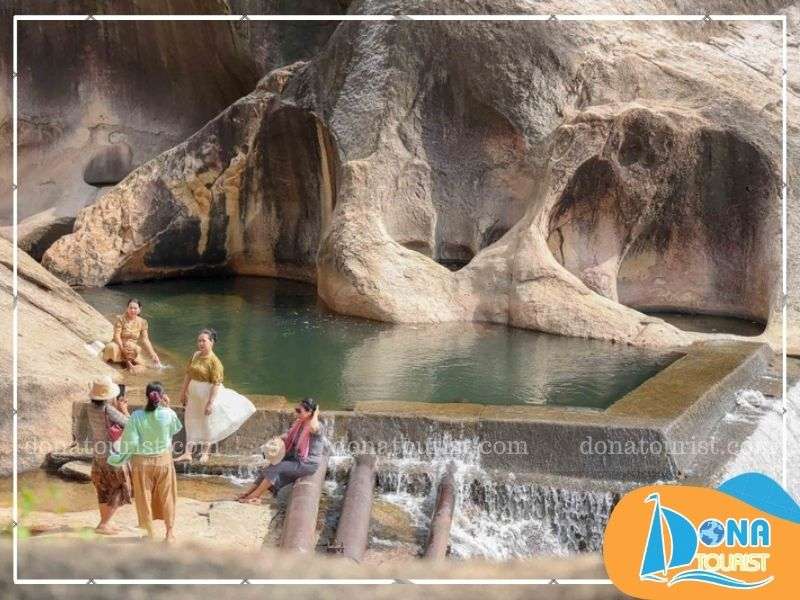 luu-y-tham-quan-thac-tien-suoi-ba-ho.jpg (82 KB)