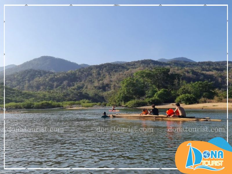 ngoi-thuyen-ngam-vuon-quoc-gia-phuoc-binh.jpg (85 KB)