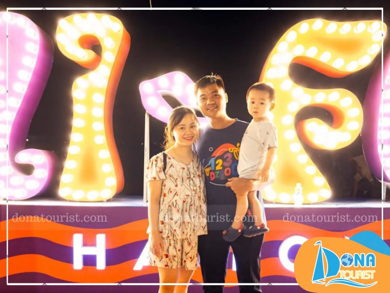 check-in-cho-dem-vuifest.jpg (83 KB)