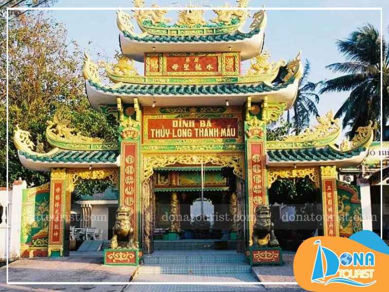 Dinh Bà Phú Quốc nằm tại số 44 đường Võ Thị Sáu, cách chợ đêm Phú Quốc quãng đường ngắn dinh-ba-phu-quoc-o-dau.jpg (82 KB)
