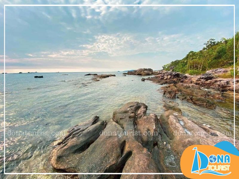 Khu giải trí, nghỉ dưỡng ở Bắc đảo Phú Quốc du-lich-phu-quoc-tu-tuc-bac-dao-ganh-dau.jpg (105 KB)