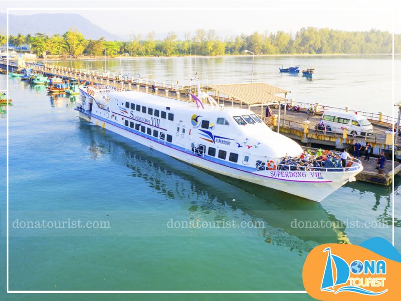 Di chuyển ra đảo Phú Quốc nhanh chóng bằng tàu cao tốc phuong-tien-di-chuyen-khi-du-lich-phu-quoc-tu-tuc.jpg (96 KB)