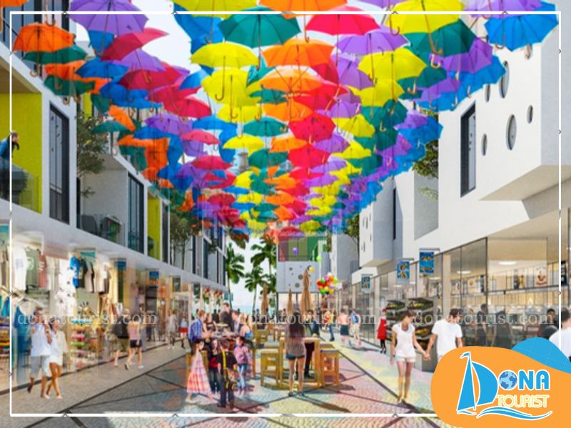 Thiên đường mua sắm không giới hạn với hàng trăm gian hàng nhộn nhịp thien-duong-mua-sam-phu-quoc-united-center.jpg (112 KB)