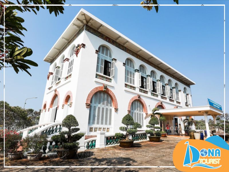 gioi-thieu-bach-dinh.jpg (104 KB)