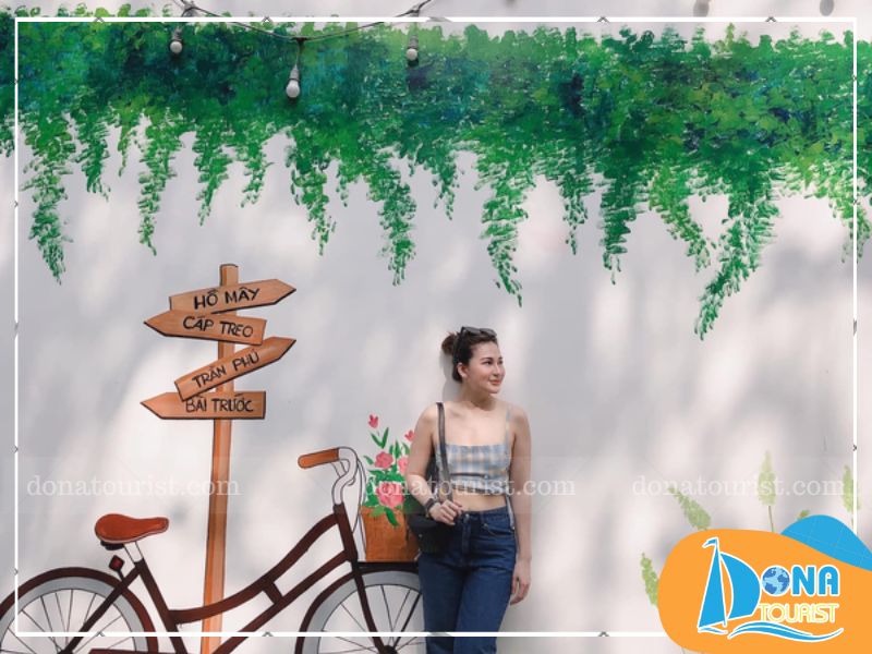 Background chụp ảnh cực thơ tại con đường bích họa checkin-con-duong-bich-hoa-vung-tau.jpg (91 KB)