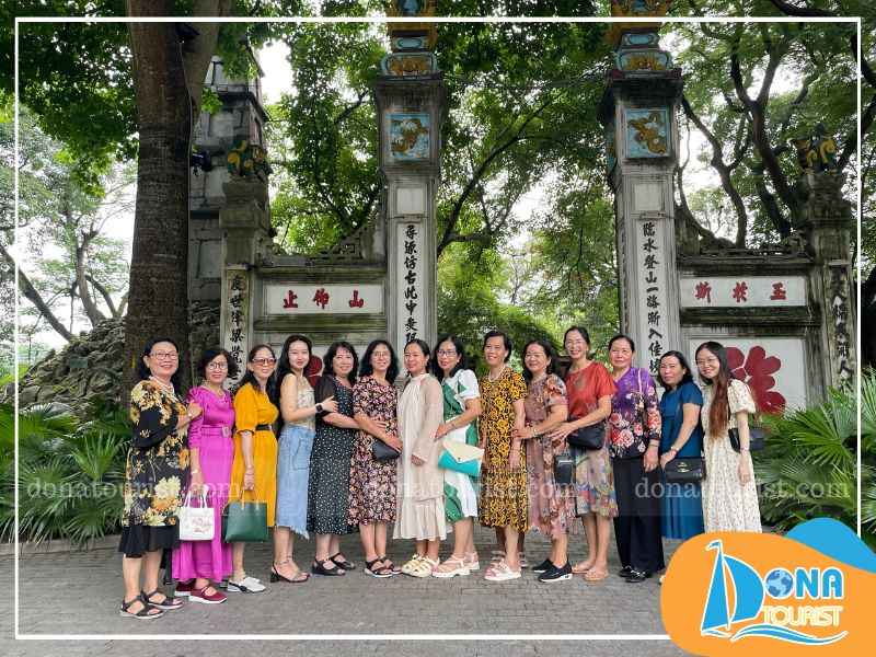Vietcharm Travel mang đến đa dạng các sản phẩm du lịch trong nước và quốc tế vietcharm-travel.jpg (92 KB)