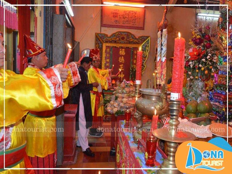 Các lễ hội được tổ chức tại tại Đình Thần Thắng Tam cac-nghi-le-dinh-than-tam-thang-nha-dien-vung-tau-3.jpg (90 KB)