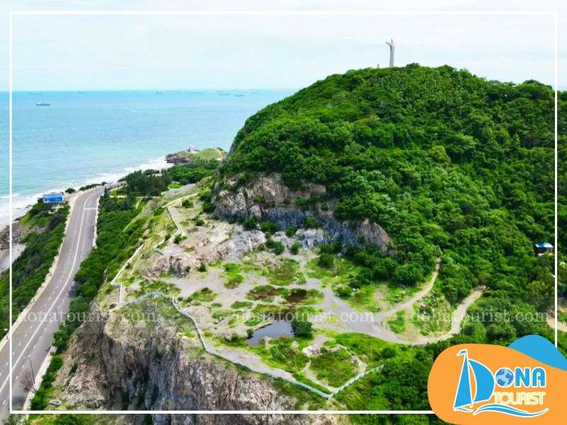Ngày 2 ghé thăm Ngọn Hải Đăng và đồi Con Heo lich-trinh-du-lich-vung-tau-2-ngay-1-dem-tu-tuc-ngay-2.jpg (85 KB)