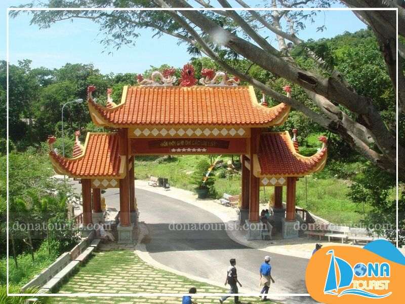 luu-y-tham-quan-nui-minh-dam.jpg (93 KB)