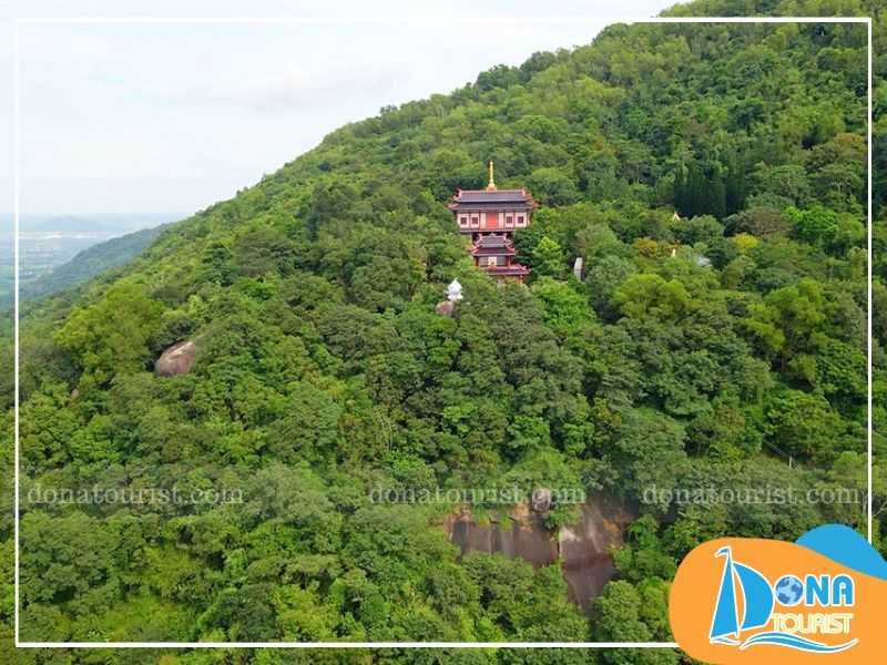 Núi Thị Vải là một phần của quần thể núi Dinh nổi tiếng, sở hữu độ cao khoảng 500 mét so với mực nước biển gioi-thieu-nui-thi-vai.jpg (78 KB)
