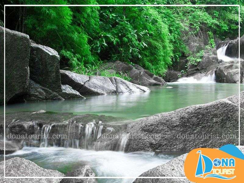 Suối Tiên mở cửa đón khách từ 7h00 sáng đến 18h00 chiều hằng ngày, kể cả vào các dịp lễ, tết gia-ve-suoi-tien-vung-tau.jpg (98 KB)