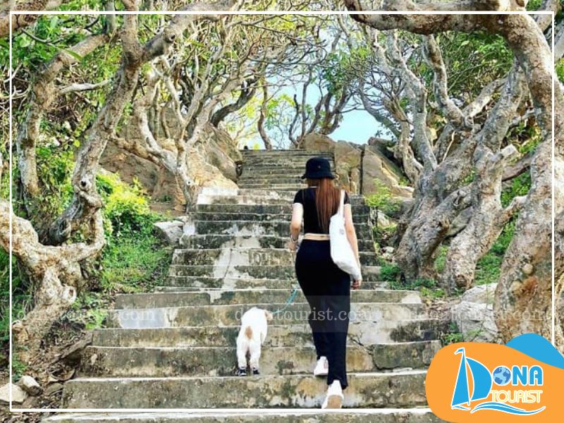 Check in tại những cung đường sứ trăm tuổi Check in tại những cung đường sứ trăm tuổi