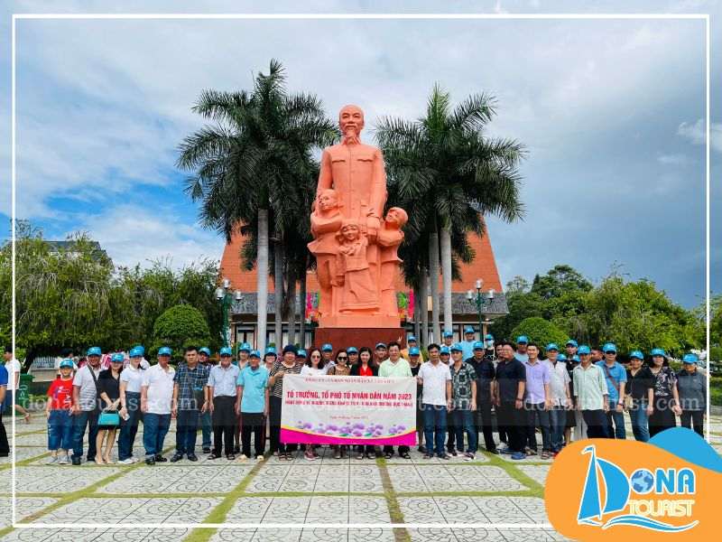 Tour về nguồn góp phần quảng bá hình ảnh đẹp về đất nước, con người Việt Nam Tour về nguồn góp phần quảng bá hình ảnh đẹp về đất nước, con người Việt Nam